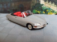 /album/fotogaleria-ine-modely/citroen-ds-21-cabriolet-norev-jpg/